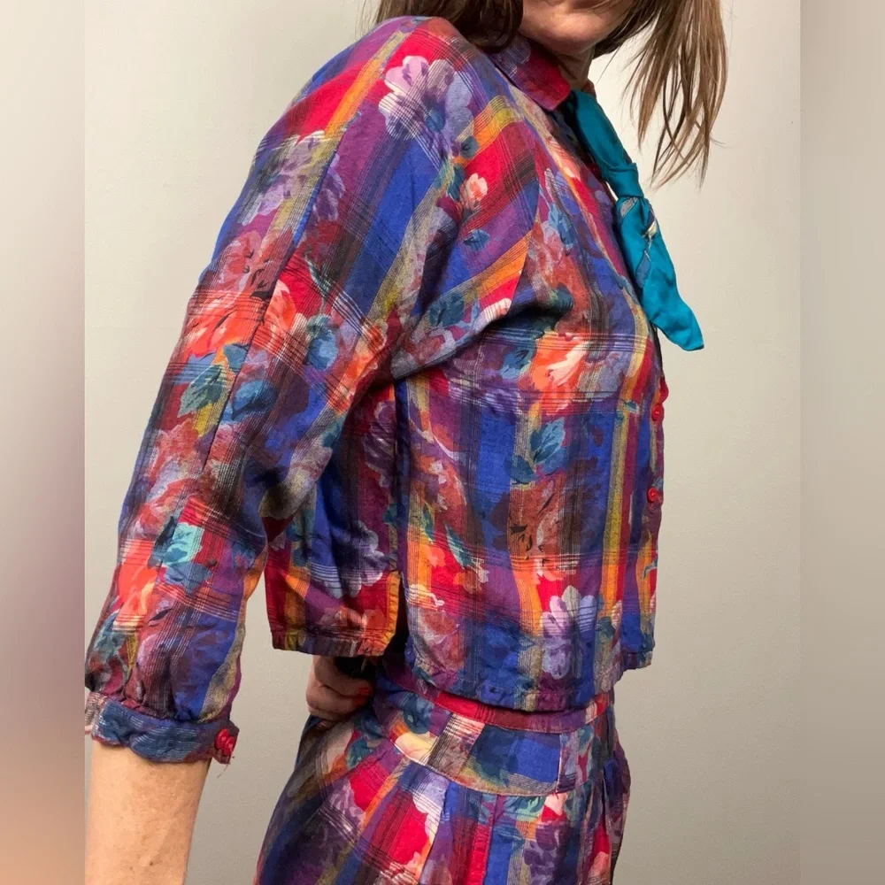 Vintage René Derhy Paris Two-Piece Set · Vibrant Floral Plaid Top & Harem Pants - Picture 2 of 16